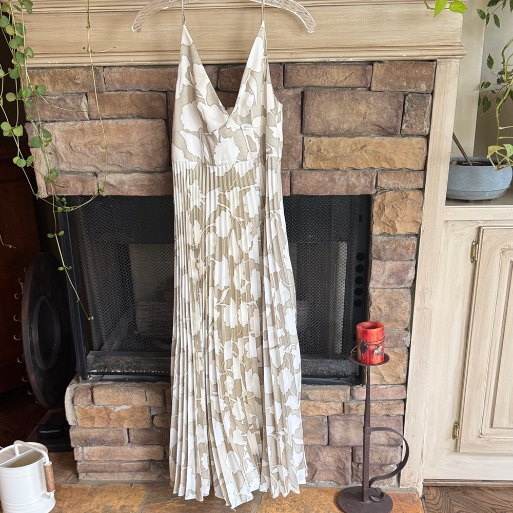 Club Monaco Cream and White Patterned Dress